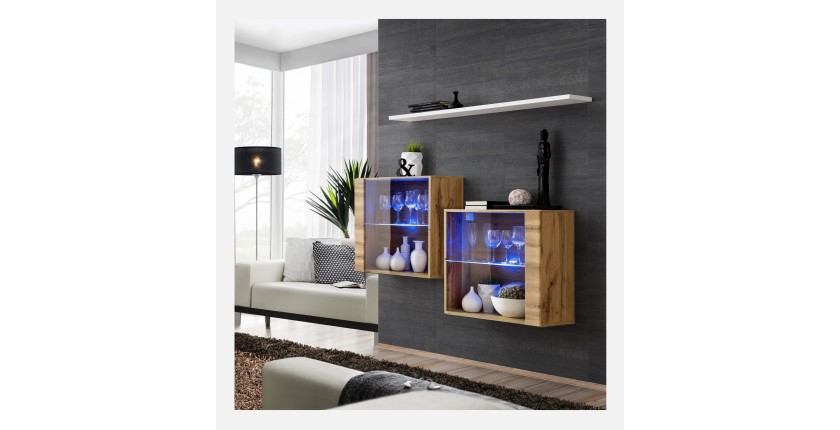 Ensemble meubles de salon SWITCH SBIII design, coloris chêne Wotan et porte vitrée avec système LED intégré, étagère blanche.