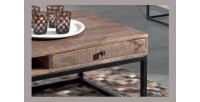 Table basse GOA en bois massif style industriel. Table en bois massif avec niche et tiroir.