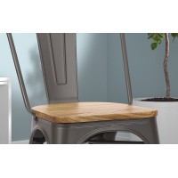 Chaise VIVI Métal et orme clair, dimensions: H84 x L44 x P51 cm, idéal pour une salle à manger rustique