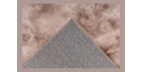 Tapis 170x120cm, design B005O coloris beige - Confort et élégance pour votre intérieur