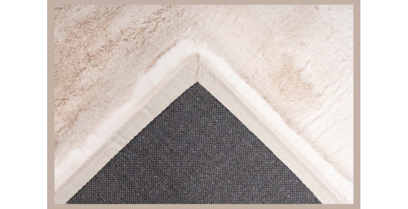 Tapis 150x80cm, design E009Y coloris ivoire - Confort et élégance pour votre intérieur