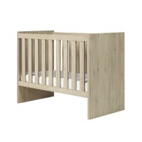 Chambre bébé ou enfant DANAÉ comprenant un lit 60x120 évolutif en 90x200, une armoire, une commode à langer et un chevet.