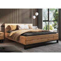 Lit adulte 180x200 style industriel - Collection MILOS. Coloris chêne brut et noir. Sommier inclus