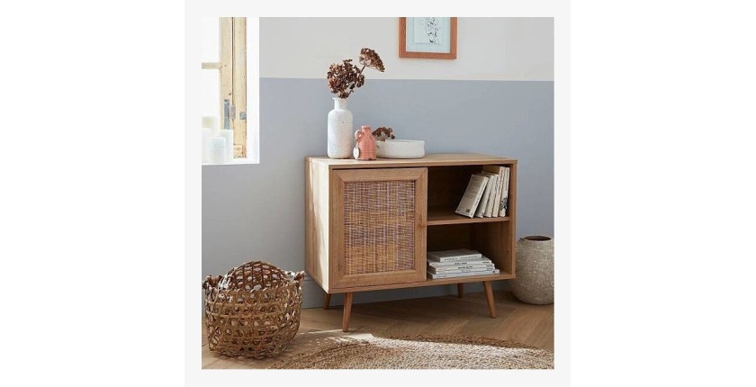 Commode ALTA chêne clair avec porte en rotin – Design scandinave et rangement pratique